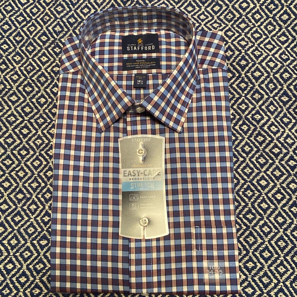 Stafford Men’s Travel Regular Fit Long Sleeve Dress Shirt